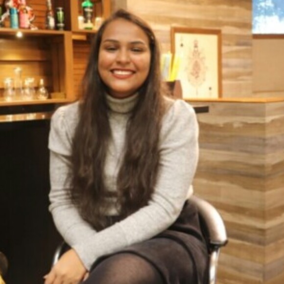 Profile picture of MANALI SHAH