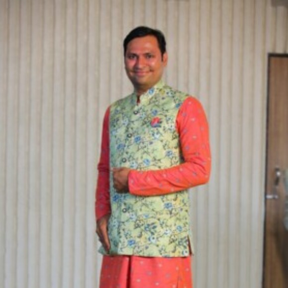 Profile picture of PRATIK DALAL