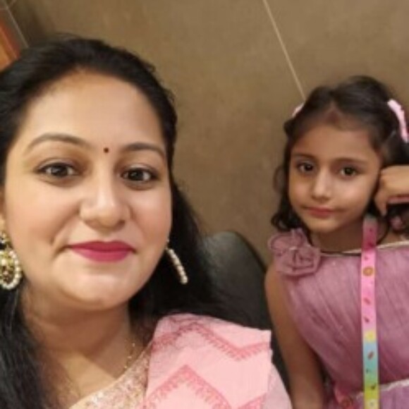 Profile picture of POOJA THAKKAR