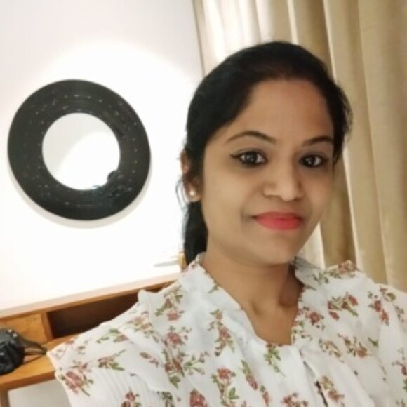 Profile picture of PRIYA SHAH