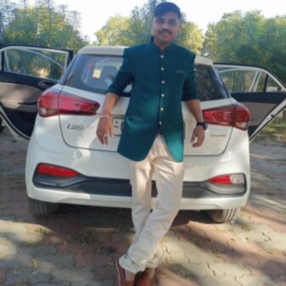 Profile picture of MIHIR SONI
