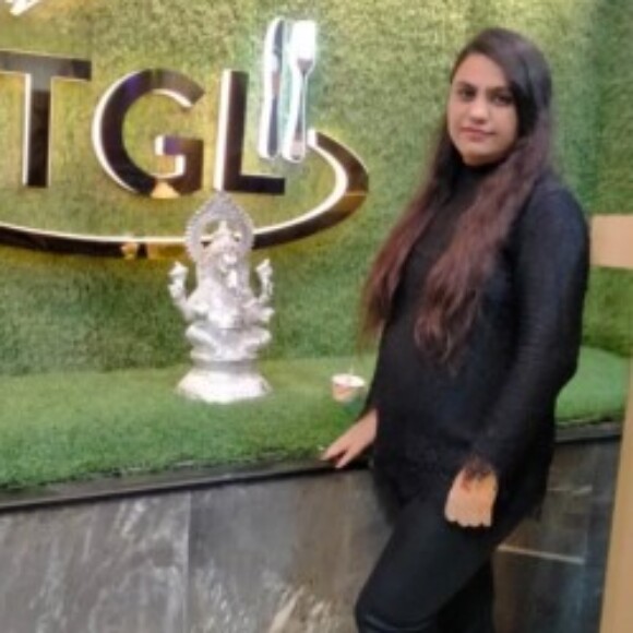 Profile picture of MANALI JOSHI