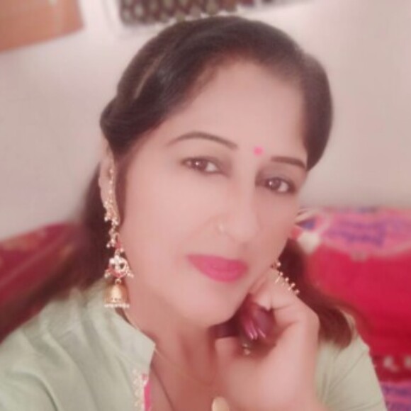 Profile picture of LATA SONI