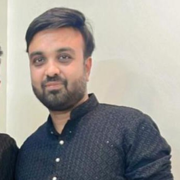 Profile picture of KARTIK VORA