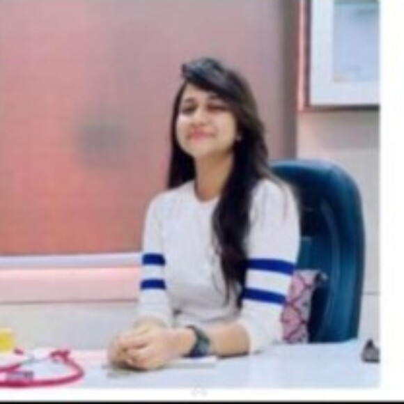 Profile picture of KHUSBU VYAS